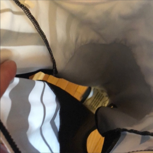 💞 NWT Black & White One Piece Swimsuit - Picture 6 of 8